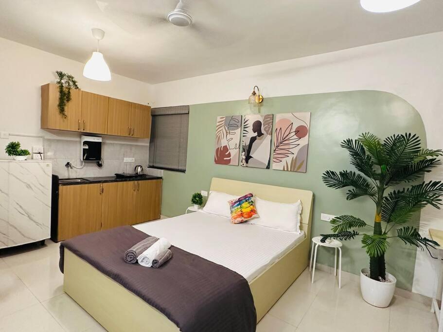 Sage : Private Studio Room In Koregaon Park Пуна Экстерьер фото