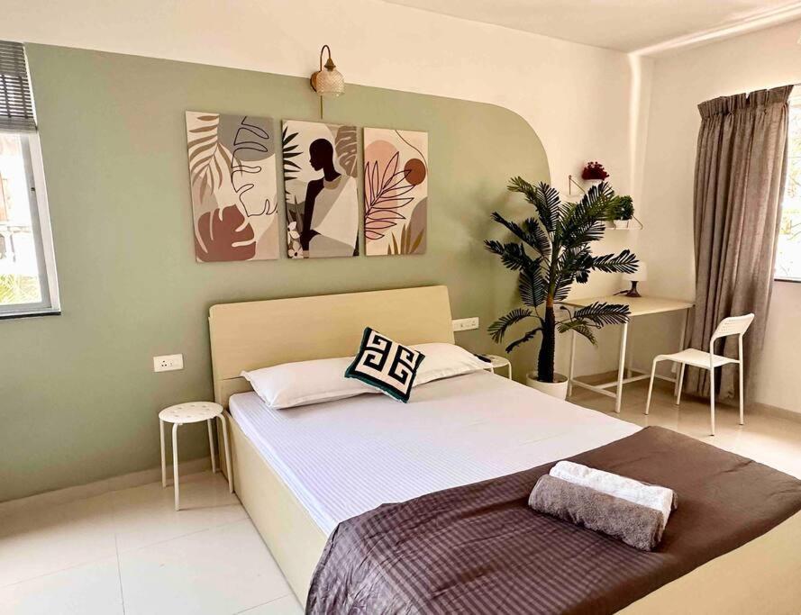 Sage : Private Studio Room In Koregaon Park Пуна Экстерьер фото